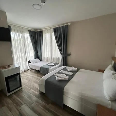 Oda ve Kahvaltı Aurora Siğacik